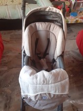 Trio Chicco completo (ovetto, navicella, passeggino) in buone condizioni. 