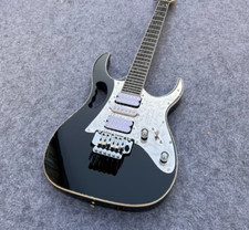 Chitarra elettrica nera