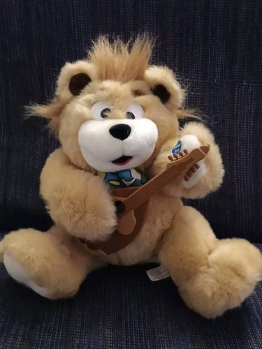Orso ciro con chitarra - con, la