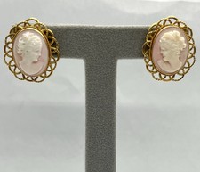 Orecchini Vintage in Oro 18kt con Cammei in Conchiglia Rosa 16mm – Fatti a Mano