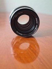Carl Zeiss Planar 50mm f/1.8 -