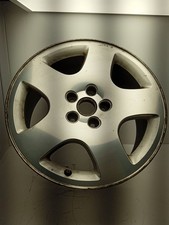 4D0601025B CERCHIONE IN LEGA /