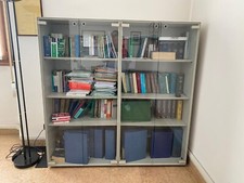 Libreria armadio da ufficio con ante in vetro 