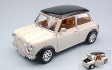 Burago MINI COOPER 1969 CREAM W/BLACK ROOF 1:18