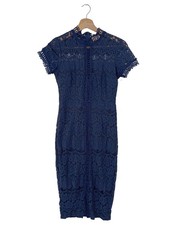 LOVE TRIANGLE Abito in pizzo