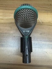 AKG D112 Dynamic Bass Drum Mic