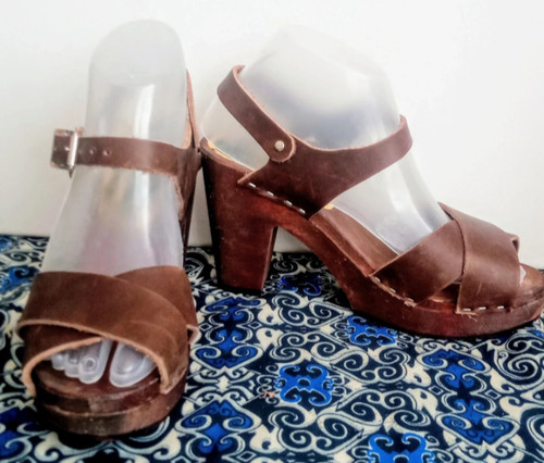 Zoccoli donna marroni con