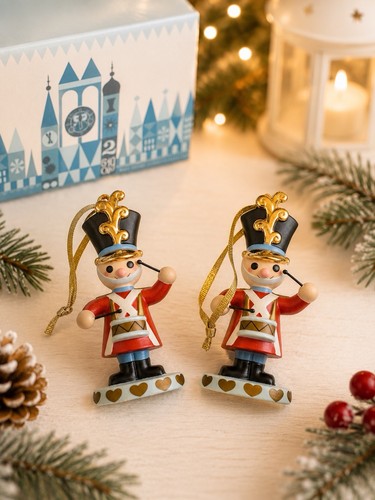 Wdcc disney a - wdcc, small