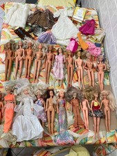 LOTTO MATTEL BAMBOLE BARBIE CLONI ACCESSORI VARI VINTAGE.