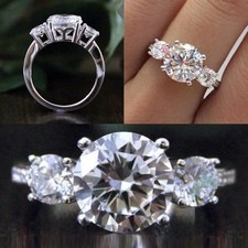 Lab-Created 2.30 Ct Round