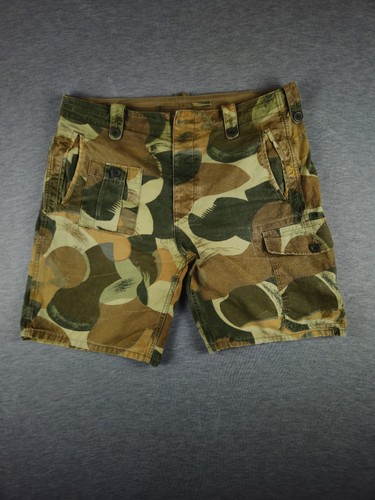 Pantaloncini cargo mimetici