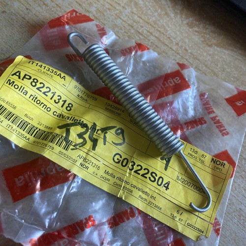 Aprilia 8221318 molla - 8221318,