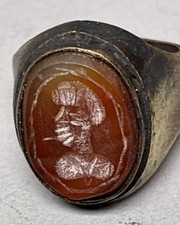 Anello romano con sigillo in