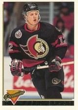 1993-94 Topps Premier GOLD #17