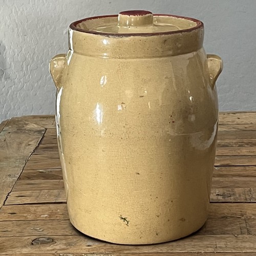 Antico vaso primitivo ceramica