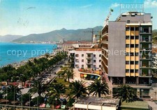 Pietra Ligure Hotel Royal e passeggiata a mare