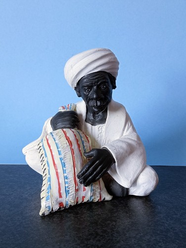Figura africana in - (245),