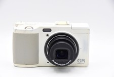 Fotocamera digitale RICOH GR