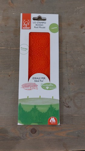 Stampo silicone rosso - in,