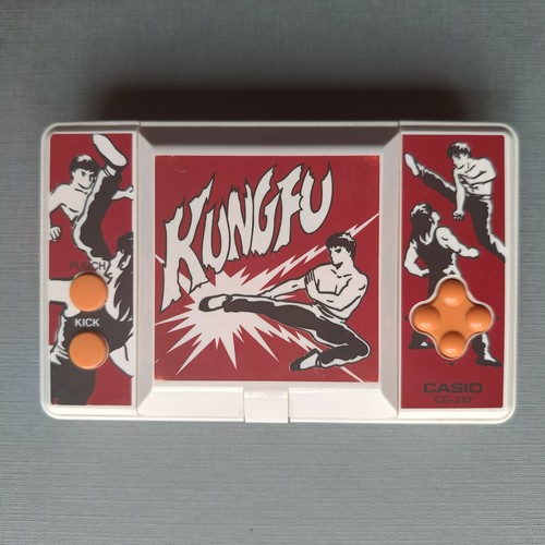 Casio game watch - &, kung