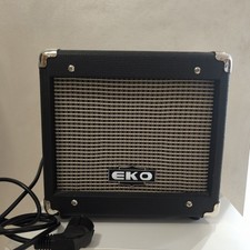 EKO V15 AMPLIFICATORE COMBO PORTATILE 15W PER CHITARRA ELETTRICA  Ottimo Stato