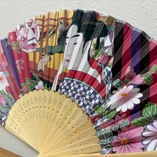 Ventaglio pieghevole