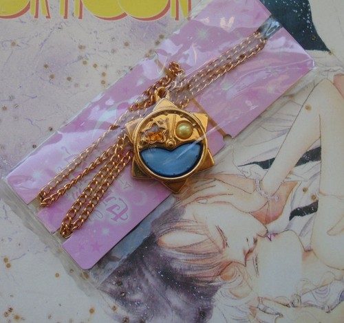 Sailor moon kabaya premium - moon,