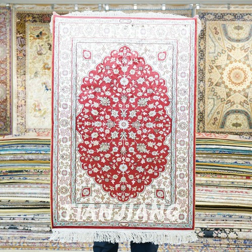 Handmade silk carpet red - 2'x3',