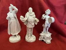 lotto di (3) Statuette  In Porcellana Capodimonte
