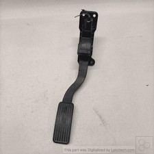 s121108010 Pedale acceleratore