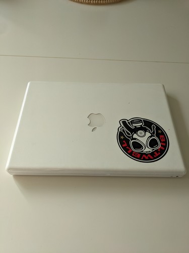 Apple macbook a1181 non - apple, 13"