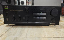 AKAI AM- 65   AMPLIFICATORE