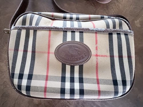 Burberry nova check shoulder - burberry,
