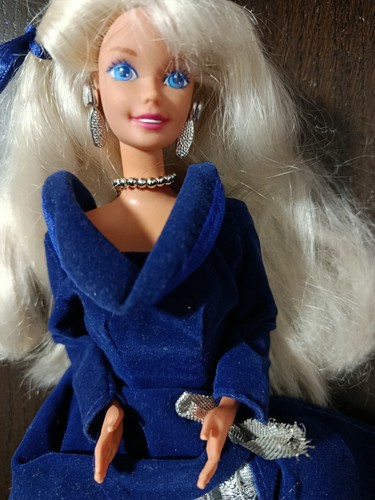 Barbie blue velvet avon - barbie,