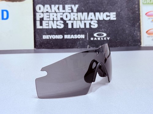 Oakley frame 0 strike - oakley, m