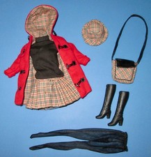 Barbie Burberry etichetta blu