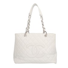 CHANEL Shoulder Bag Caviar