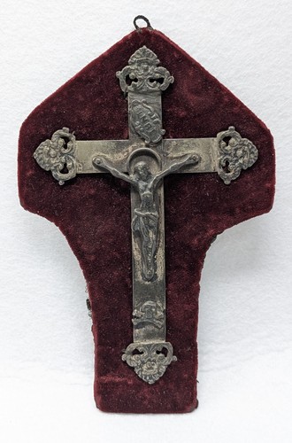Antico crocefisso croce