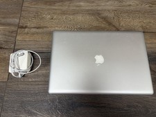 Apple Macbook Pro 17" inizio