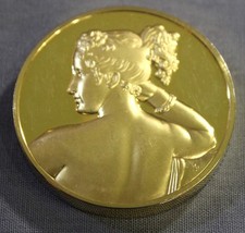 Pauline Borghese As Venus 1804-1808 ~ Franklin Mint Sculptures Of The World Coin