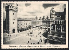 Cartolina Ferrara, Piazza