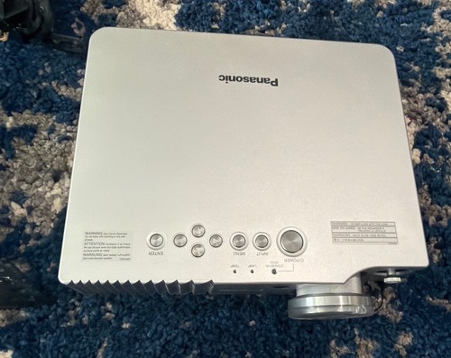 Panasonic ae700u proiettore - pt-ae700u,