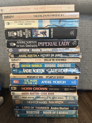 Lot andre norton - of, 20