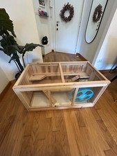 casa per tartarughe in legno con comodo cassetto che ne facilita la pulizia 