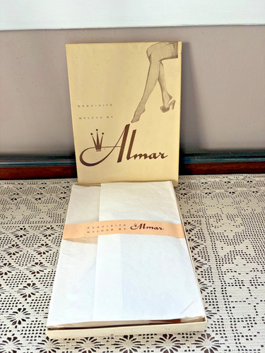 Vintage exquisite nylons - vintage,