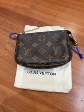 Pochette Louis Vuitton 