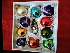 Scatola Con 12 Antiche Palline