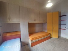 Cameretta a ponte marca GIESSEGI come nuova con 3 letti singoli e cabina armadio