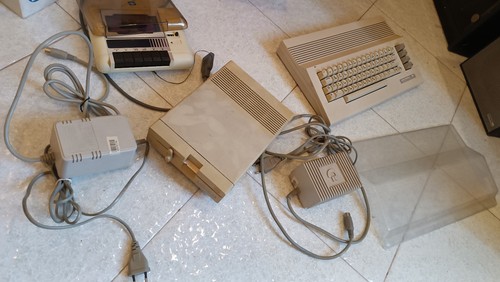 Commodore 64c 1984 - , completo