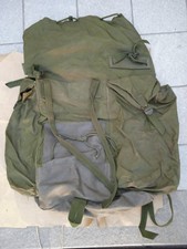 VECCHIO E GRANDE ZAINO